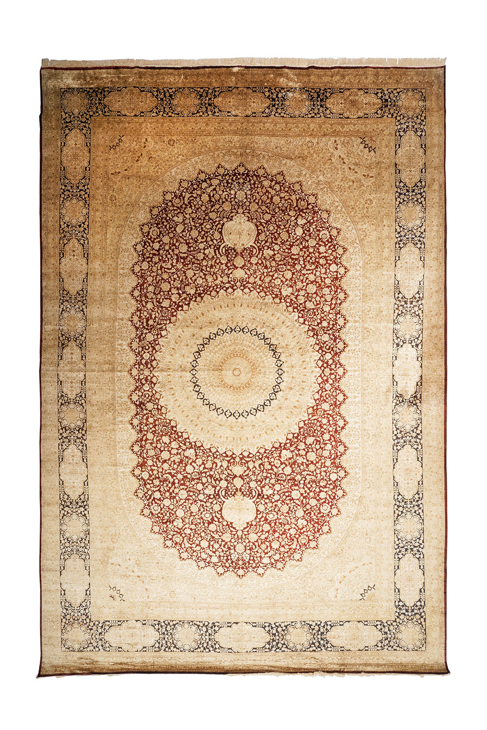 Superfine Silk on Silk Hereke – Regalia