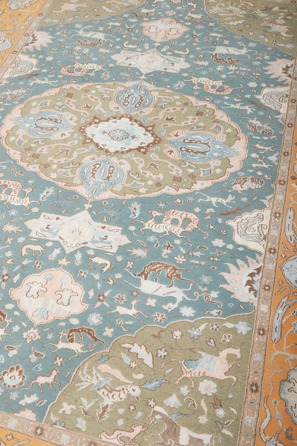 Safavid Collection – Orion