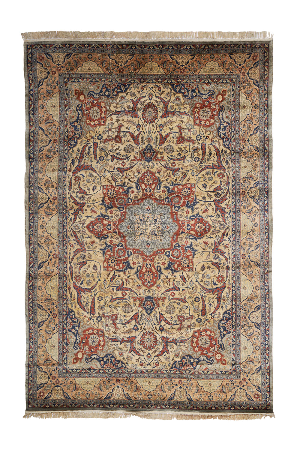Antique Silk Isfahan – Protection
