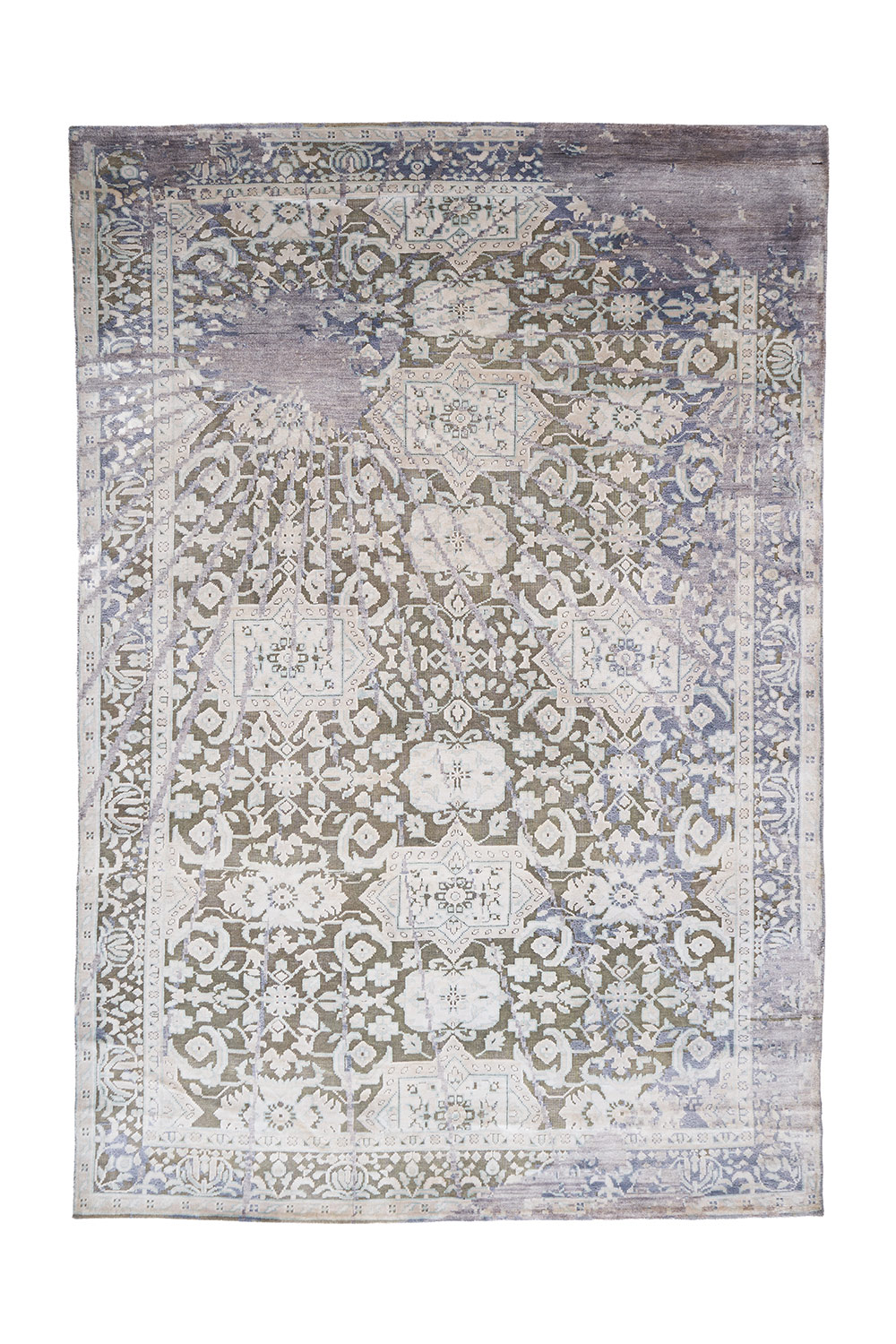 Persian Mamluk Distressed – Silver Forest