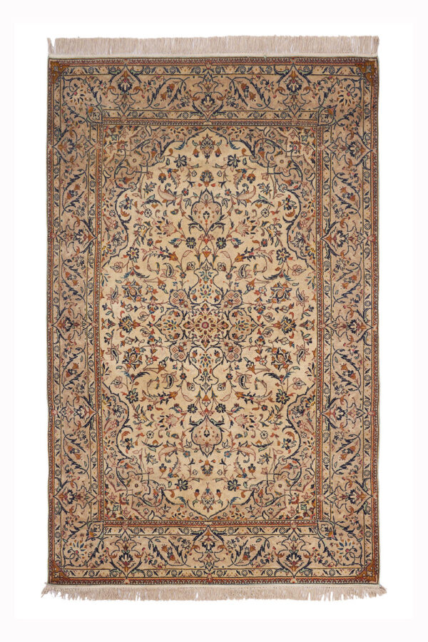 Persian Nain - Curvature