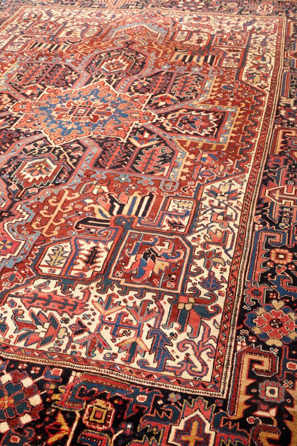 Antique Persian Heriz - Shafaq