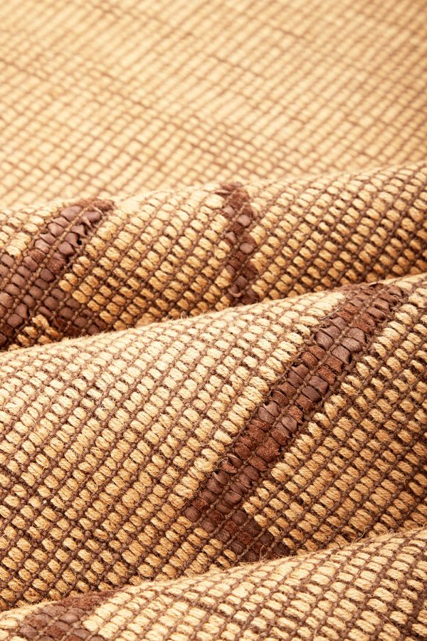 Moroccan Leather Taureg Flat Weave - Pyramid