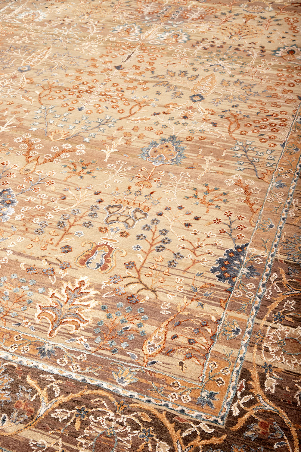 Safavid Collection – Venetian