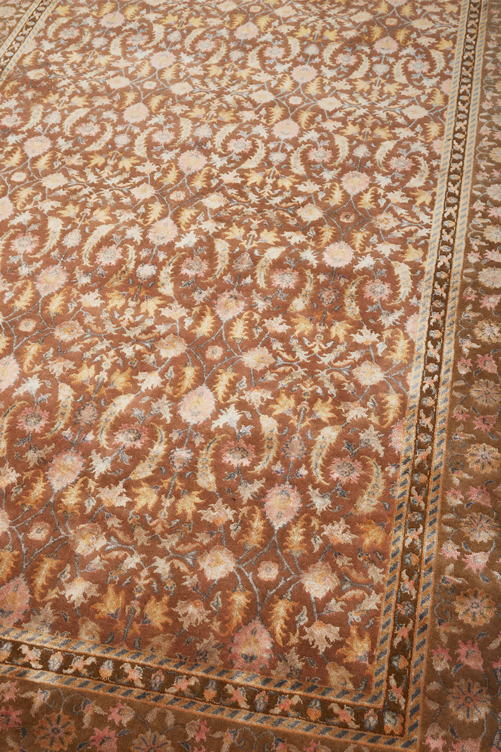Safavid Collection – Ochre