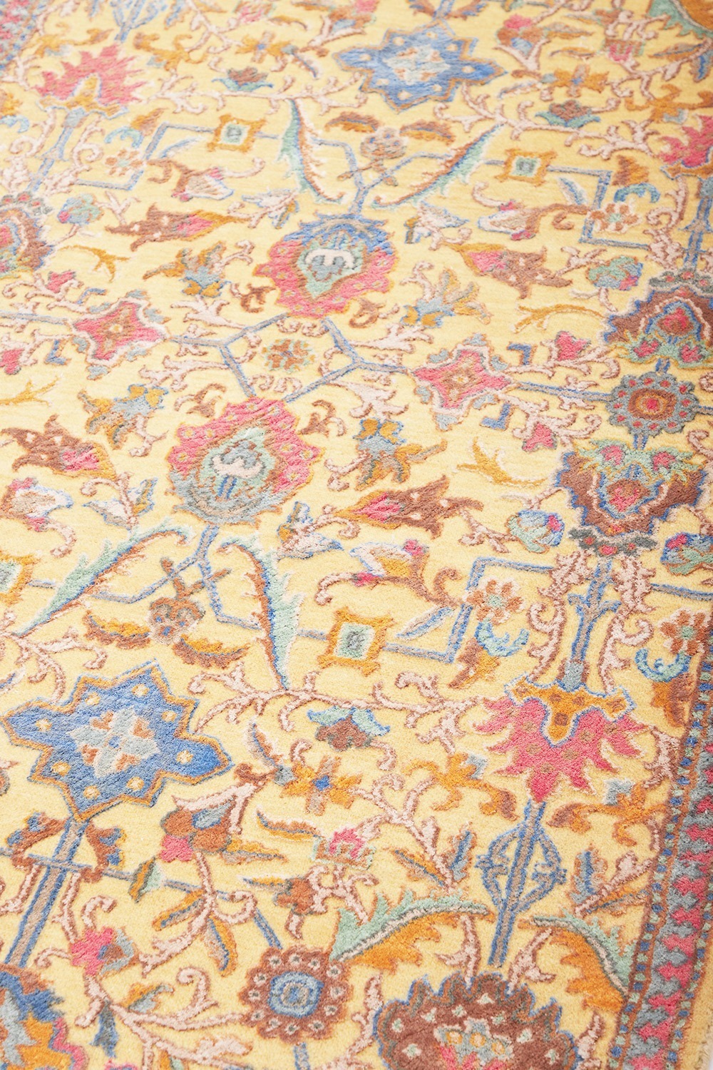 Safavid Collection – Desert Garden