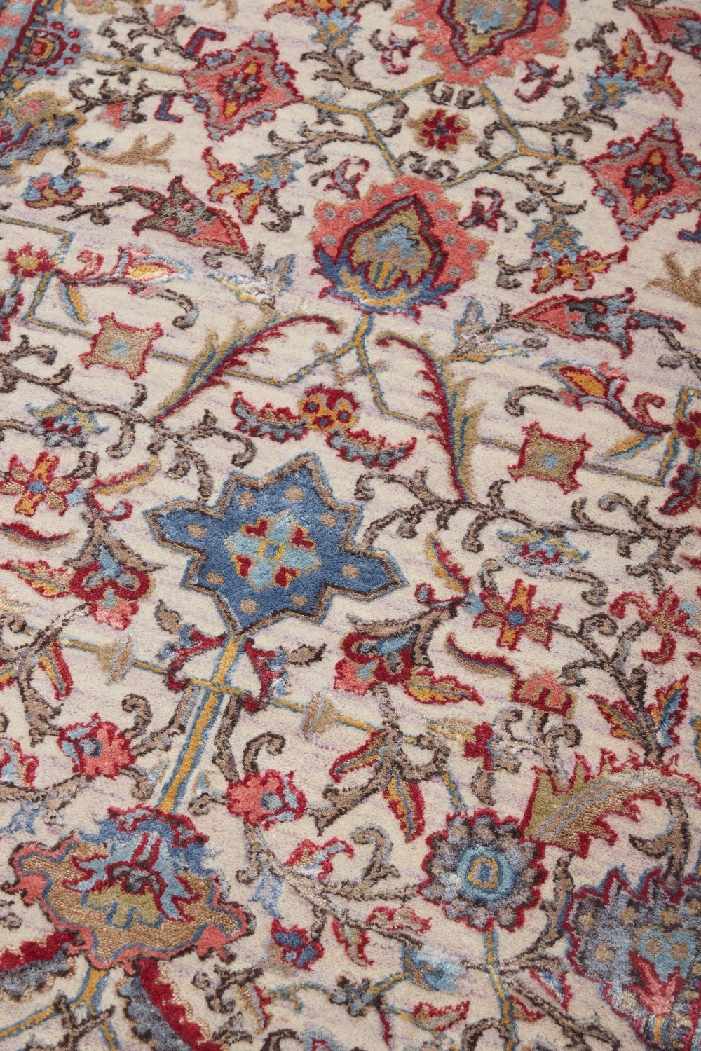 Safavid Collection – Nebula