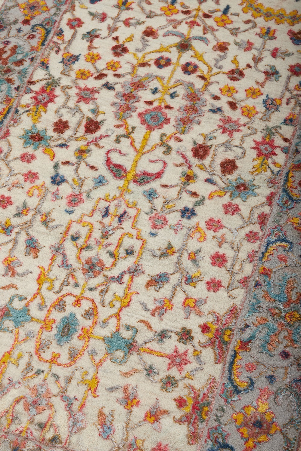 Safavid Collection – Linger