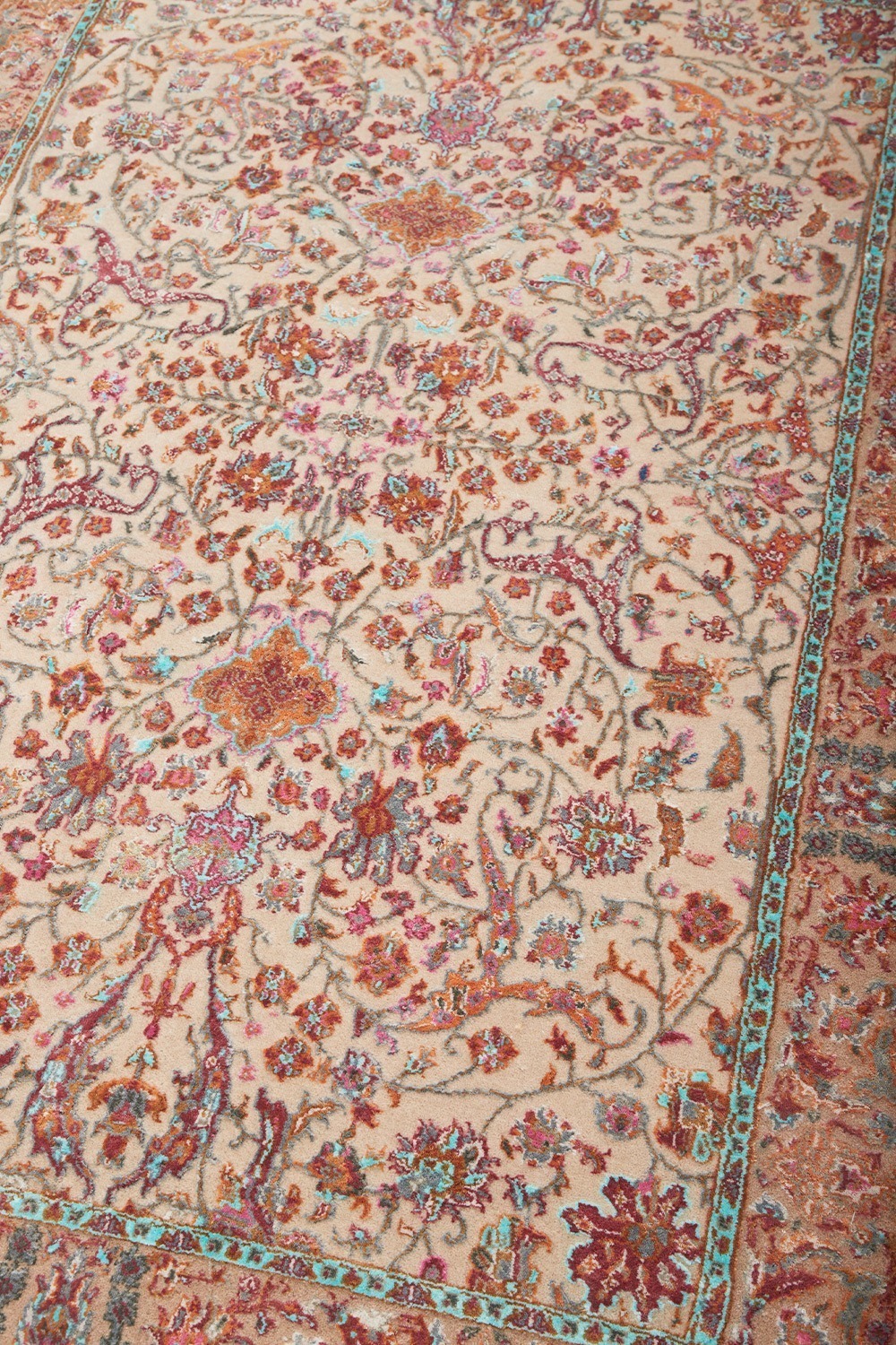 Safavid Collection – Daydream