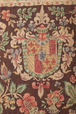Tapestry - Noble Crest