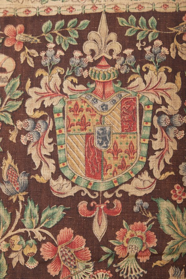 Tapestry - Noble Crest