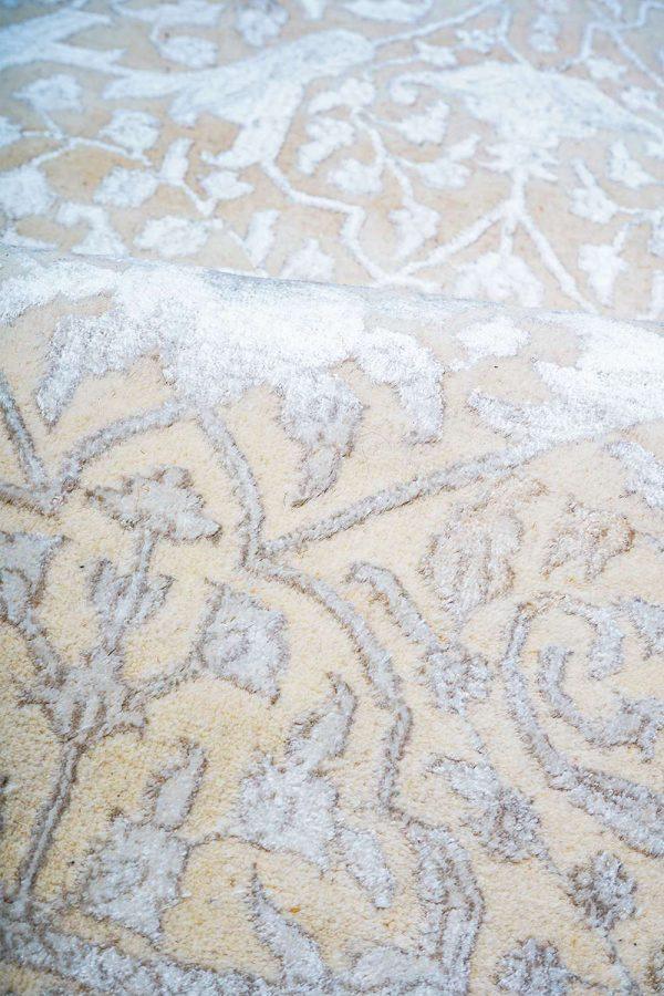 Hadji Jalili Silk and Wool Collection - Silver Montana