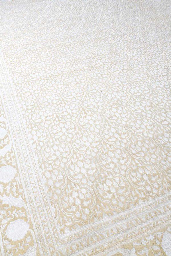 Hadji Jalili Silk and Wool Collection - Floral Wreath