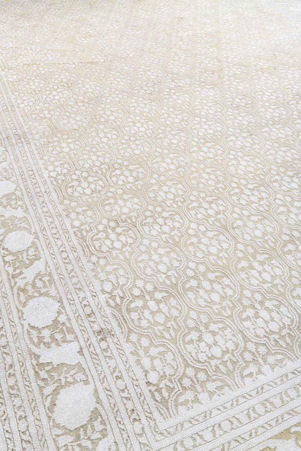 Hadji Jalili Silk and Wool Collection - Floral Wreath