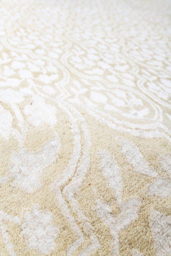 Hadji Jalili Silk and Wool Collection - Floral Wreath